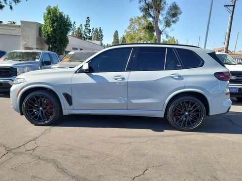Used 2024 BMW X5 sDrive40i w/ M Sport Package RWD image 30