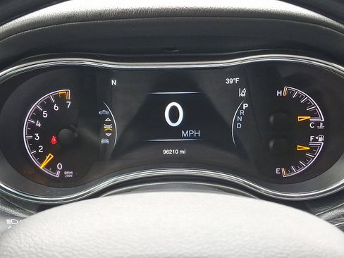 Used 2020 Jeep Grand Cherokee Overland image 22