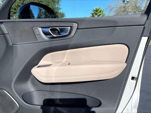 New 2026 Volvo XC60 B5 Plus w/ Protection Package Premier image 30