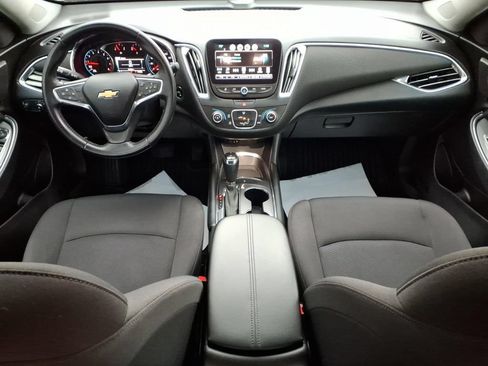 Used 2018 Chevrolet Malibu LT FWD image 8