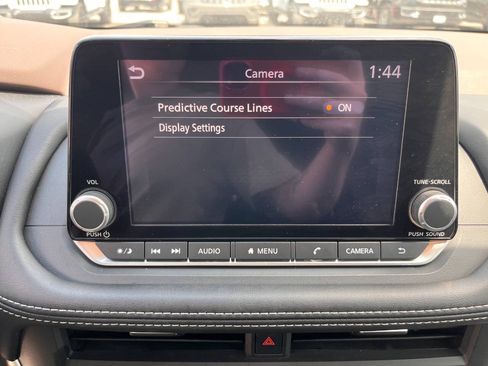 Used 2023 Nissan Rogue SV AWD/4WD image 30