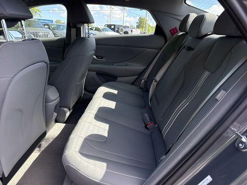 New 2026 Hyundai Elantra SEL Sport FWD image 12