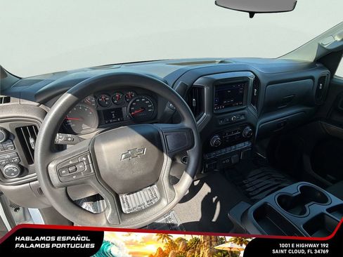 Used 2025 Chevrolet Silverado 1500 Custom Trail Boss AWD/4WD image 16