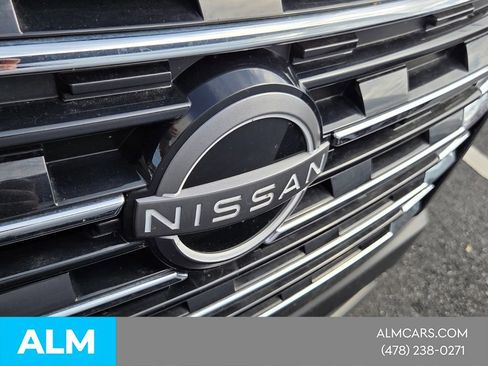 Used 2025 Nissan Rogue SV FWD image 19