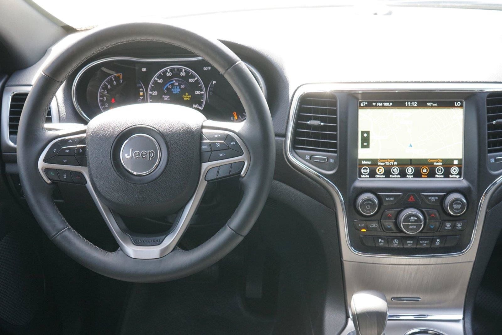 Used 2018 Jeep Grand Cherokee Altitude RWD image 24
