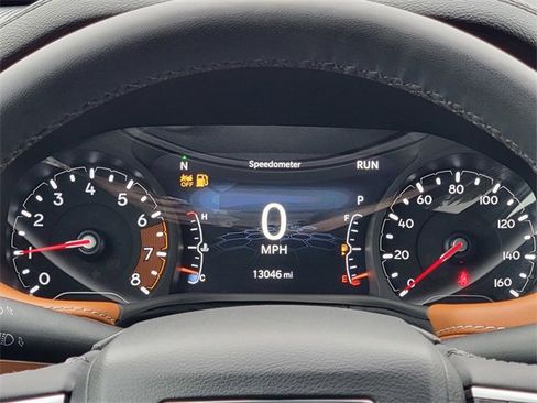 Certified 2024 Jeep Compass Limited image 35