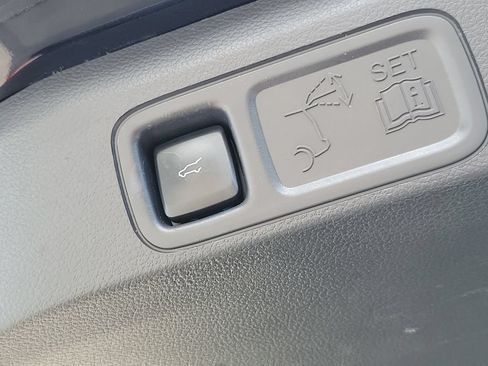 Used 2024 Ford Expedition Max XLT RWD image 11