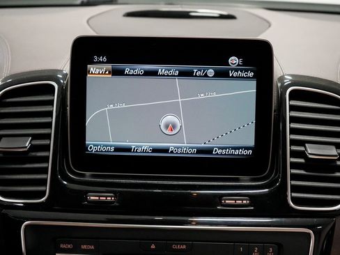 Used 2019 Mercedes-Benz GLE 43 AMG 4MATIC w/ Premium 2 Package image 14