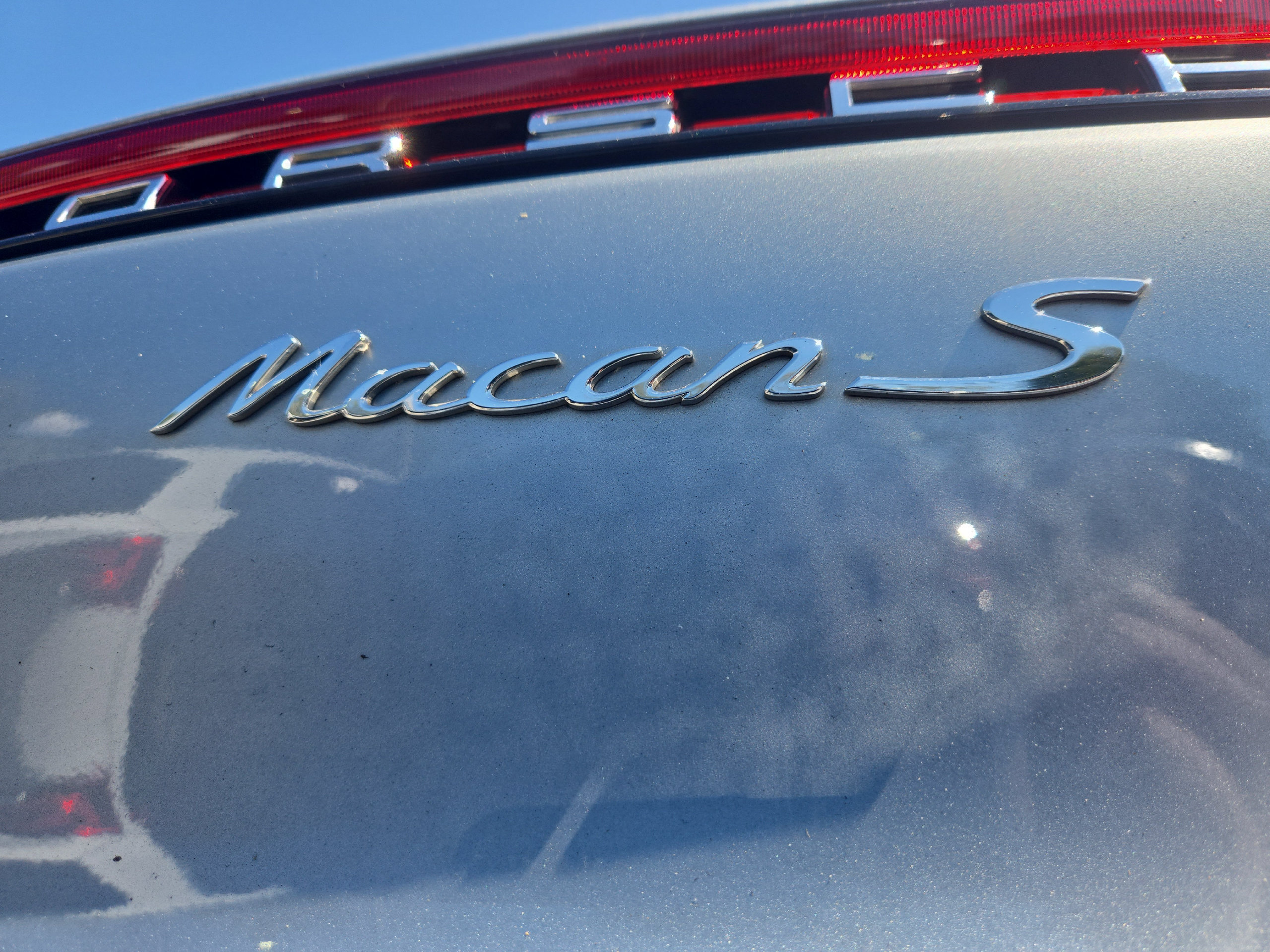 Used 2023 Porsche Macan S AWD/4WD image 14