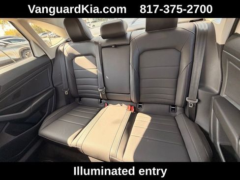 Used 2023 Volkswagen Jetta SE image 23