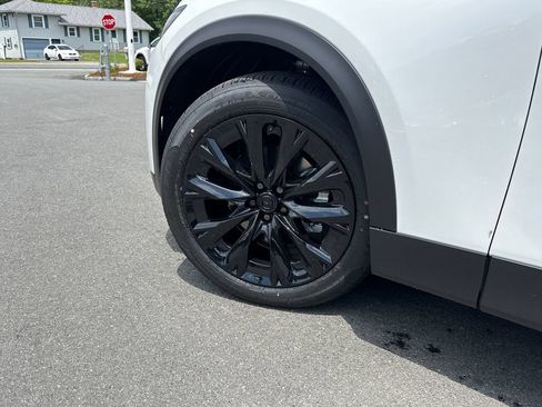 New 2026 MAZDA CX-90 Plug-In Hybrid w/Premium Sport AWD/4WD image 27