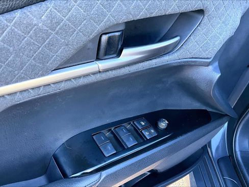 Certified 2025 Toyota Camry XLE image 30