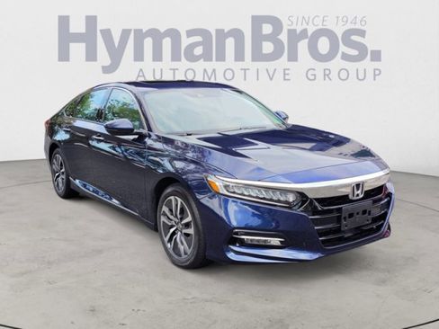Used 2019 Honda Accord Touring image 1