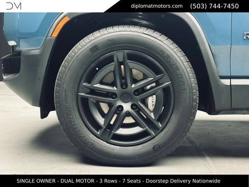 Used 2025 Rivian R1S Adventure AWD/4WD image 44