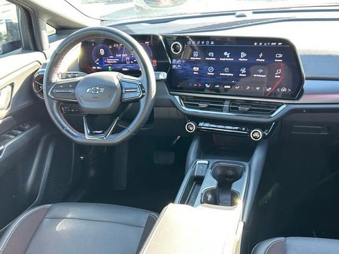 Used 2024 Chevrolet Equinox EV RS image 16