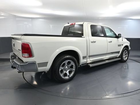 Used 2018 RAM 1500 Laramie w/ Convenience Group AWD/4WD image 4
