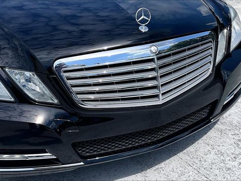Used 2013 Mercedes-Benz E 350 Sedan image 29