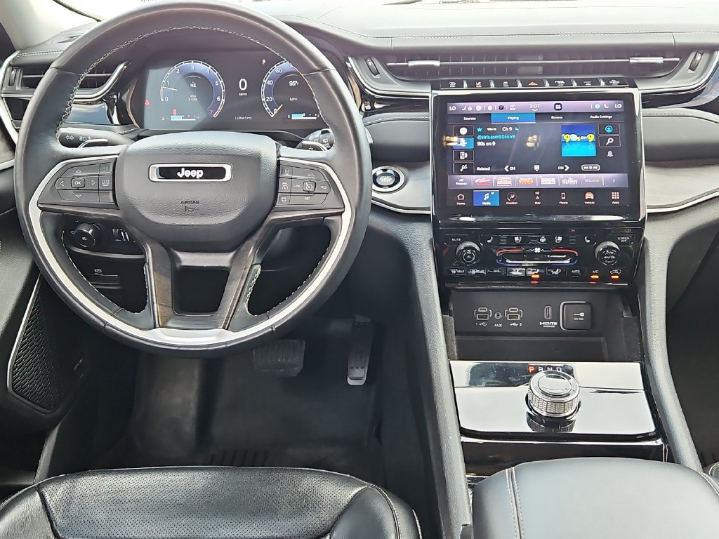 Used 2022 Jeep Grand Cherokee L Limited w/ Luxury Tech Group II RWD image 17