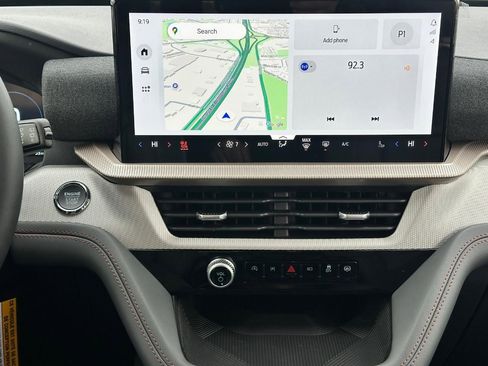 New 2026 Ford Explorer Active image 9