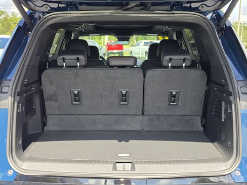 New 2027 Chevrolet Traverse RS AWD/4WD image 15