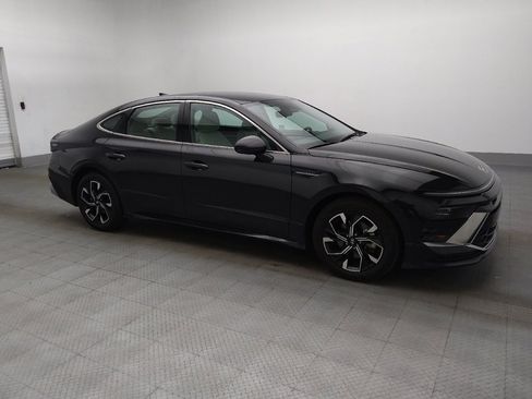 Used 2025 Hyundai Sonata SEL FWD image 11