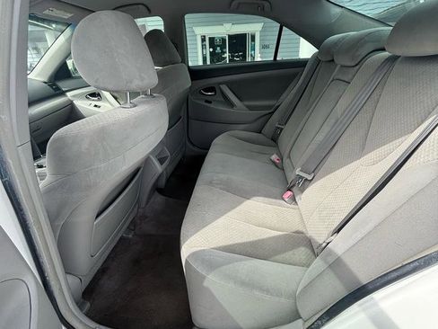 Used 2007 Toyota Camry LE FWD image 16