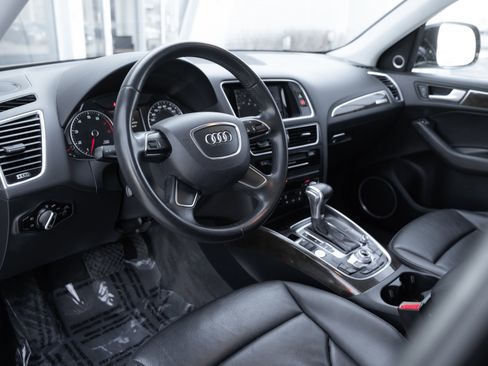 Used 2016 Audi Q5 2.0T Premium Plus w/ Technology Package image 10