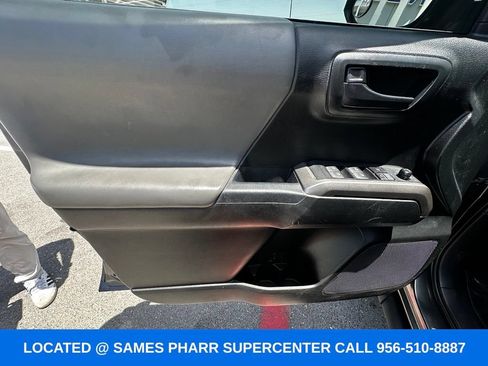 Used 2021 Toyota Tacoma SR5 RWD image 17