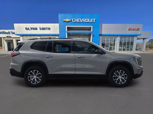 New 2026 GMC Acadia AT4 w/ LPO, Floor Liner Package AWD/4WD image 7