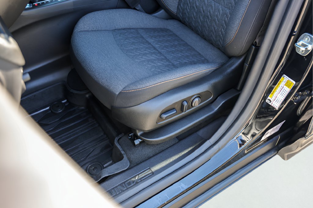 Used 2022 Chevrolet Equinox LT FWD image 10