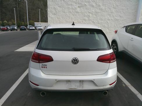 Used 2020 Volkswagen GTI Autobahn image 8