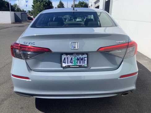 Used 2024 Honda Civic Sport image 5