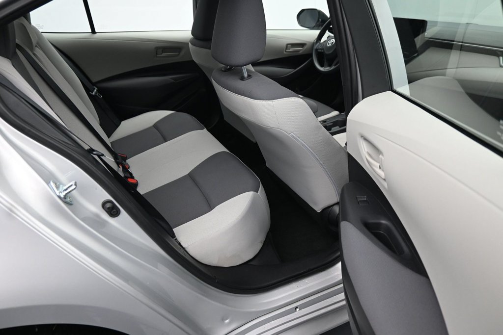 Used 2023 Toyota Corolla LE FWD image 12