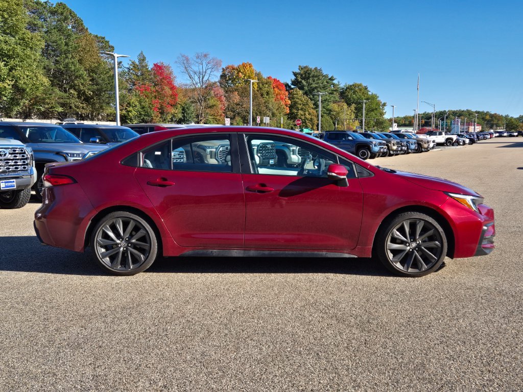 Used 2026 Toyota Corolla SE w/ SE Package FWD image 7