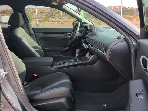 Used 2025 Honda Civic Sport image 30