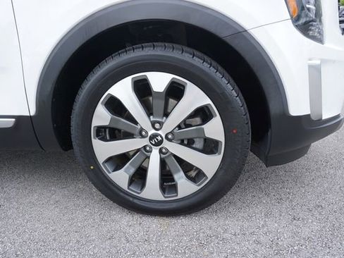 Used 2020 Kia Telluride S w/ S 8 Passenger Seating Package FWD image 15
