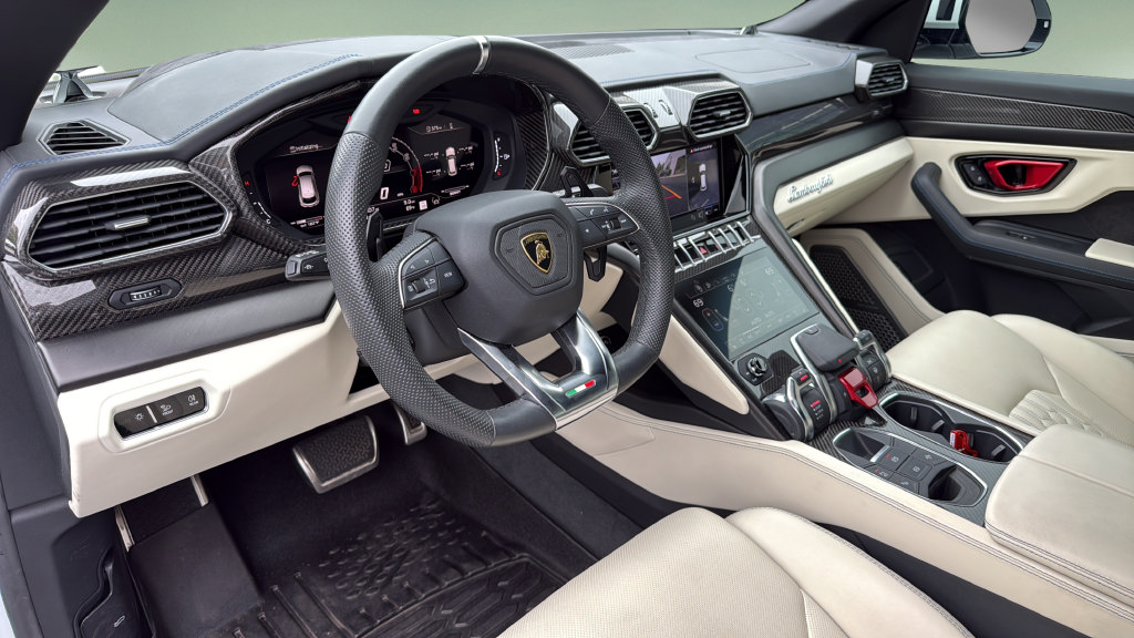 Used 2024 Lamborghini Urus S AWD/4WD image 51