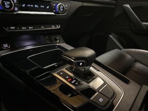 Used 2023 Audi Q5 2.0T Premium image 56