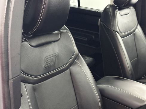 Used 2022 Ford Explorer ST w/ Equipment Group 401A image 9