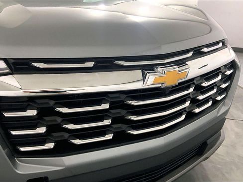Used 2026 Chevrolet Equinox LT FWD image 29