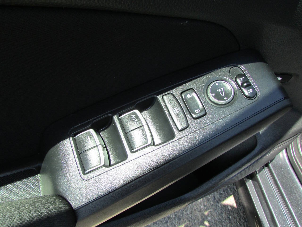 Used 2022 Honda Civic Sport image 15