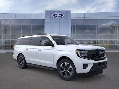 New 2026 Ford Expedition Max Active image 7