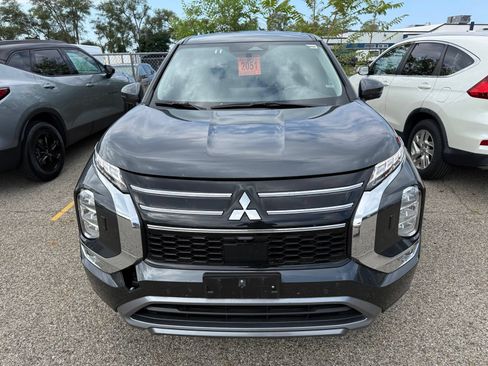 Used 2025 Mitsubishi Outlander SE AWD/4WD image 6
