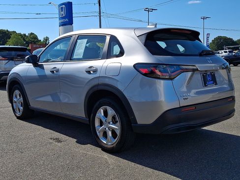 Used 2024 Honda HR-V LX image 6