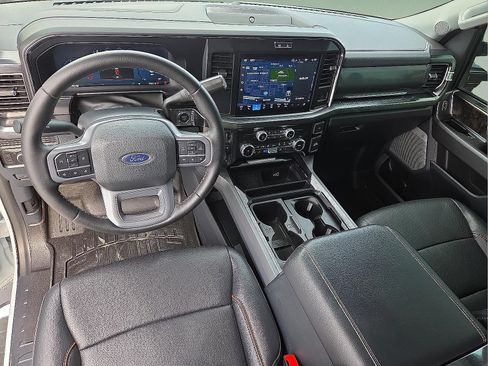 Used 2025 Ford F250 Lariat w/ Chrome Package AWD/4WD image 6