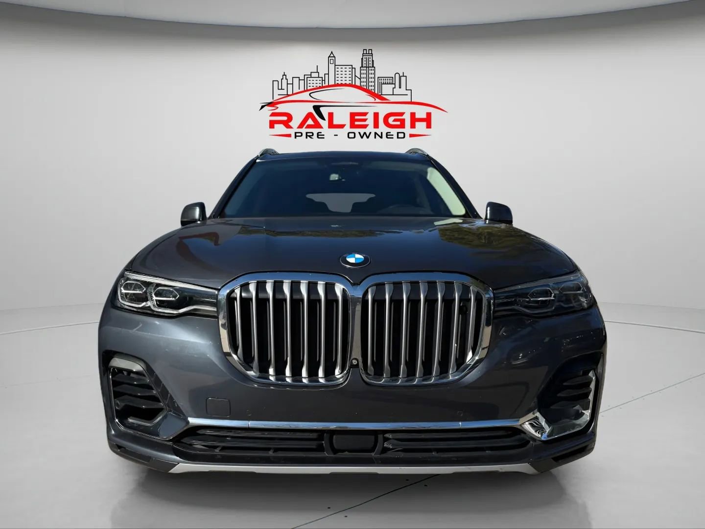 Used 2019 BMW X7 xDrive40i w/ Premium Package AWD/4WD image 3