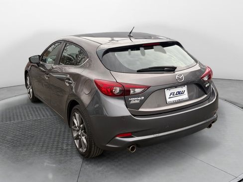 Used 2018 MAZDA MAZDA3 Touring image 5