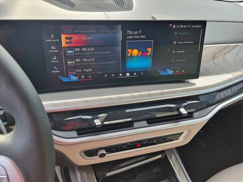 Certified 2024 BMW X7 xDrive40i w/ Executive Package AWD/4WD image 15