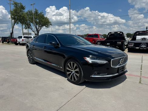 Used 2023 Volvo S90 B6 Plus AWD/4WD image 4