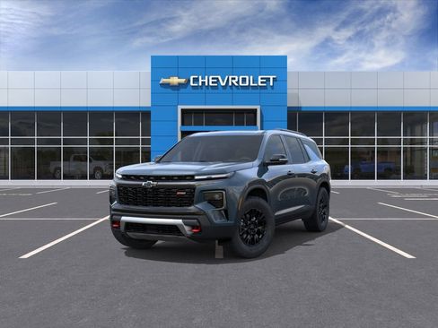 New 2026 Chevrolet Traverse Z71 w/ Driver Confidence Package AWD/4WD image 8